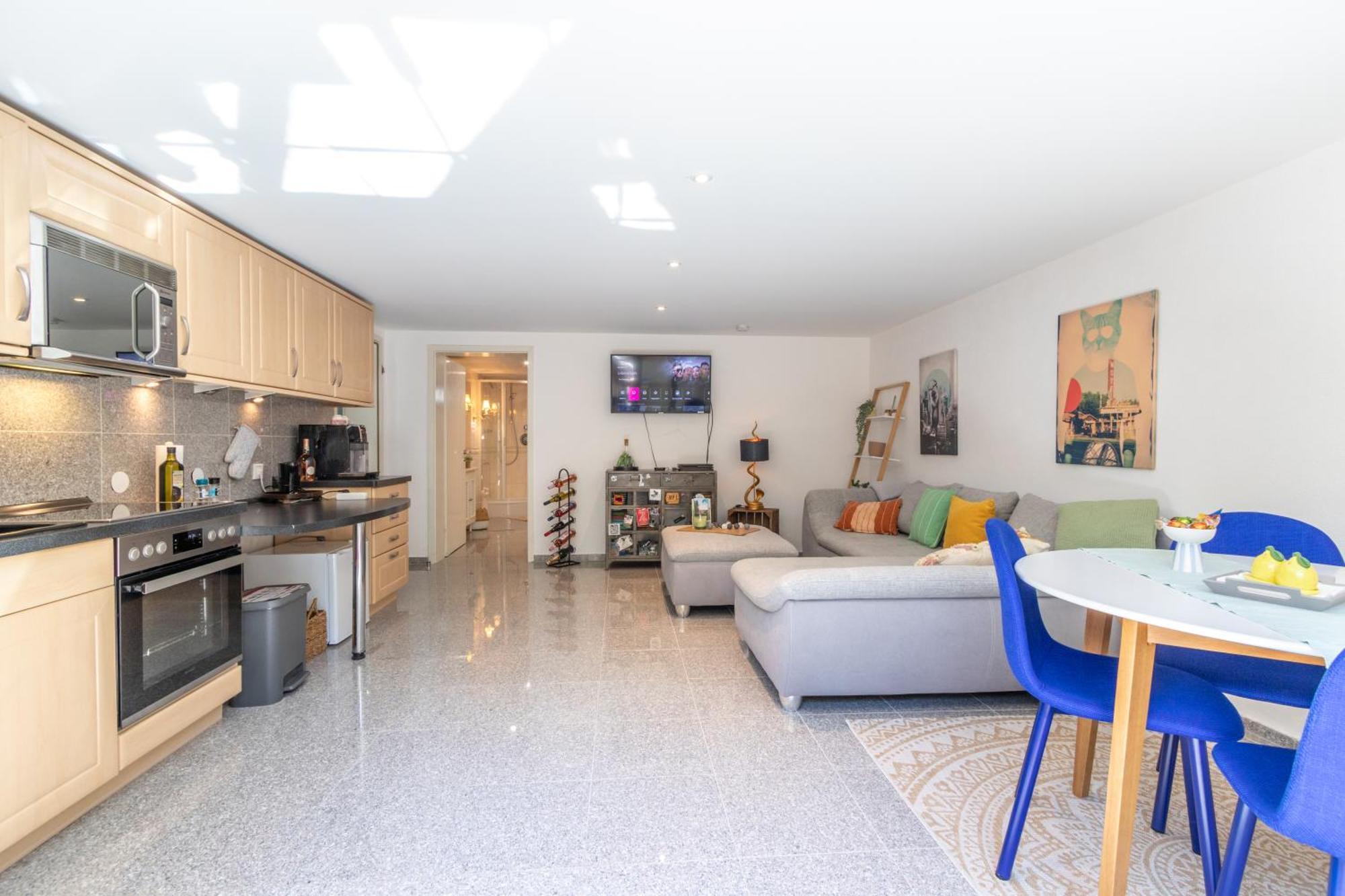 Eifelbergversteck Grosse Und Moderne Einliegerwohnung In Mayen Luaran gambar