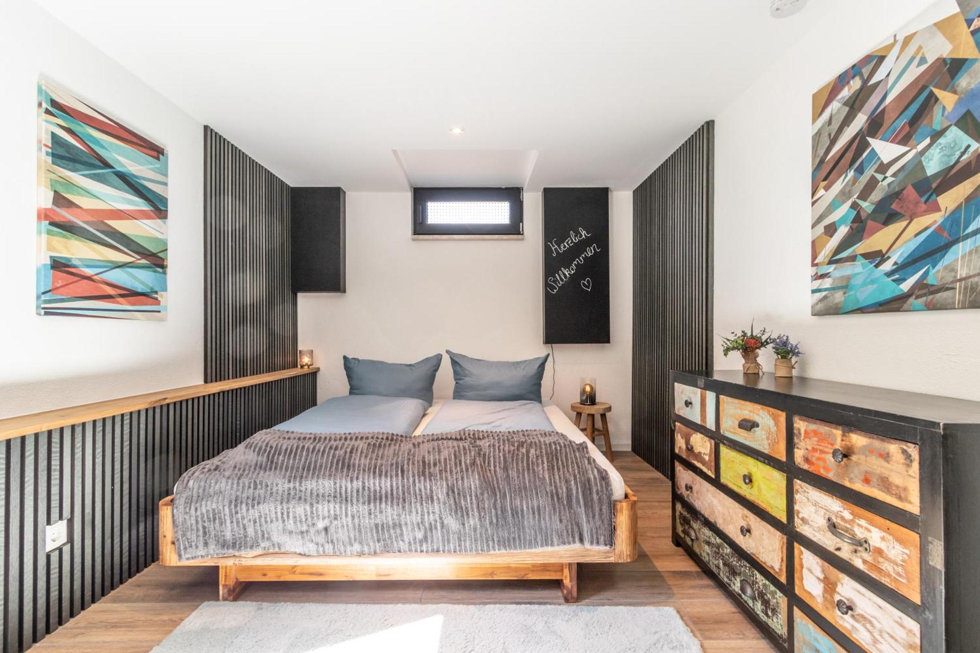 Eifelbergversteck Grosse Und Moderne Einliegerwohnung In Mayen Luaran gambar