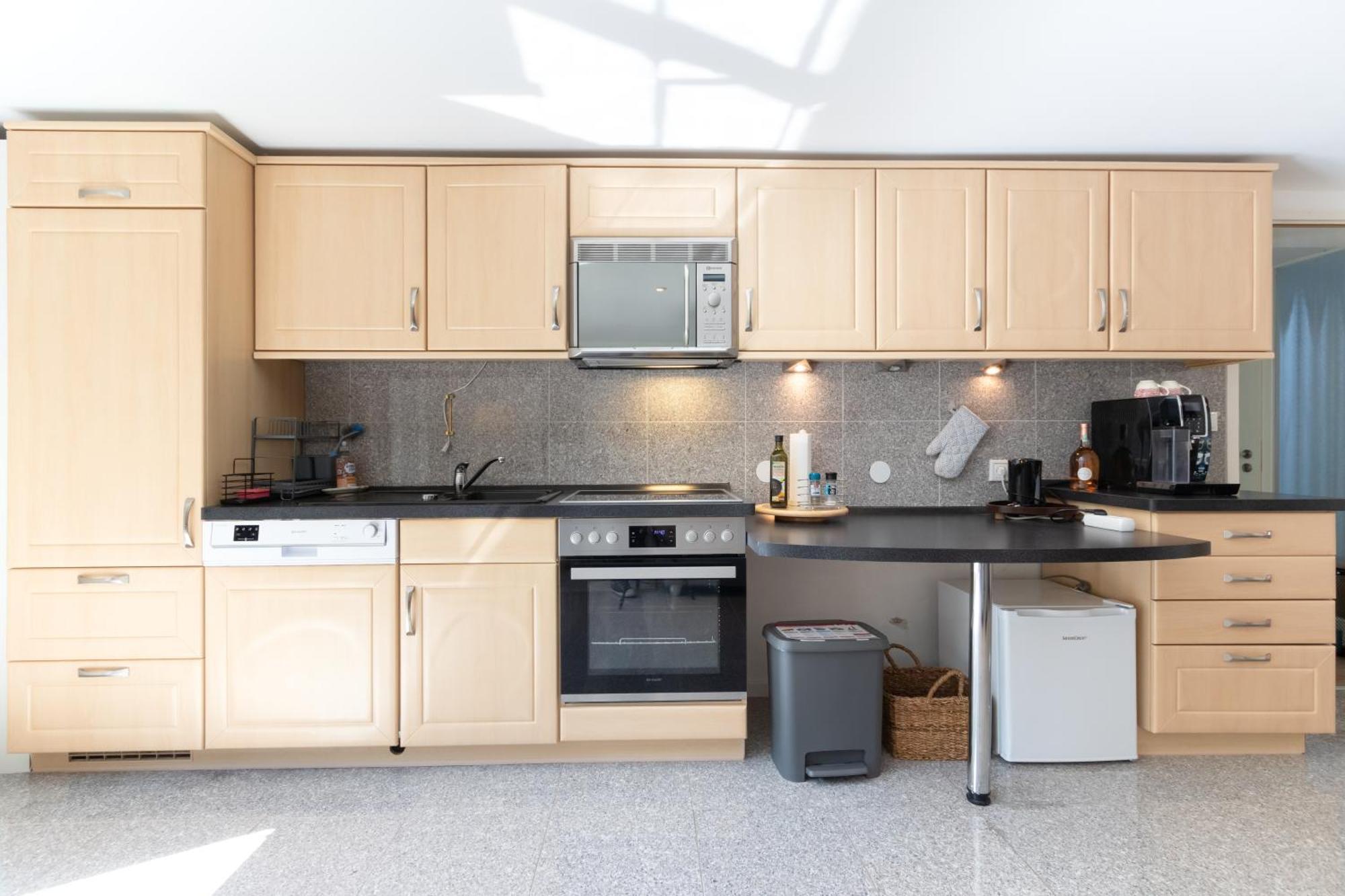 Eifelbergversteck Grosse Und Moderne Einliegerwohnung In Mayen Luaran gambar